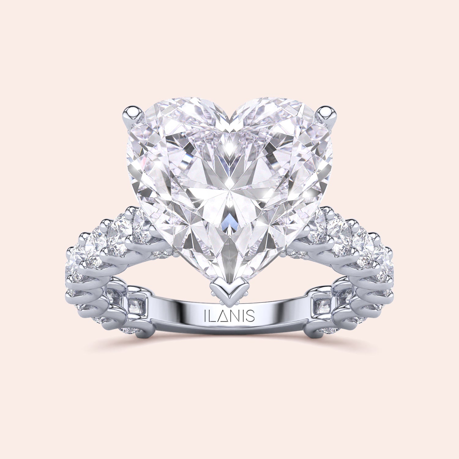 Heart-shaped diamond ring withPave setting in 14K or 18K gold and platinum, featuring exquisite ILANIS craftsmanship.|
#14KRecycledWhiteGold
#18KRecycledWhiteGold
#Platinum
