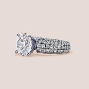 Stunning platinum, 14K or 18K white gold ring with radiant square-shaped diamond, perfect for engagement or anniversary.
