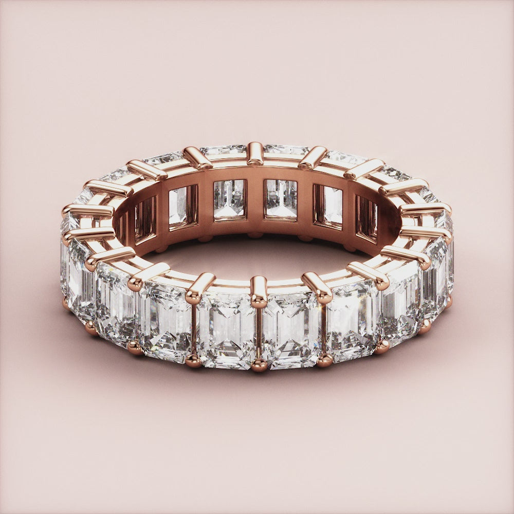 Elegant oval diamond solitaire engagement ring in 14K or 18K rose gold, featuring a hidden halo and plain band.|







#14KRecycledRoseGold
#18KRecycledRoseGold


