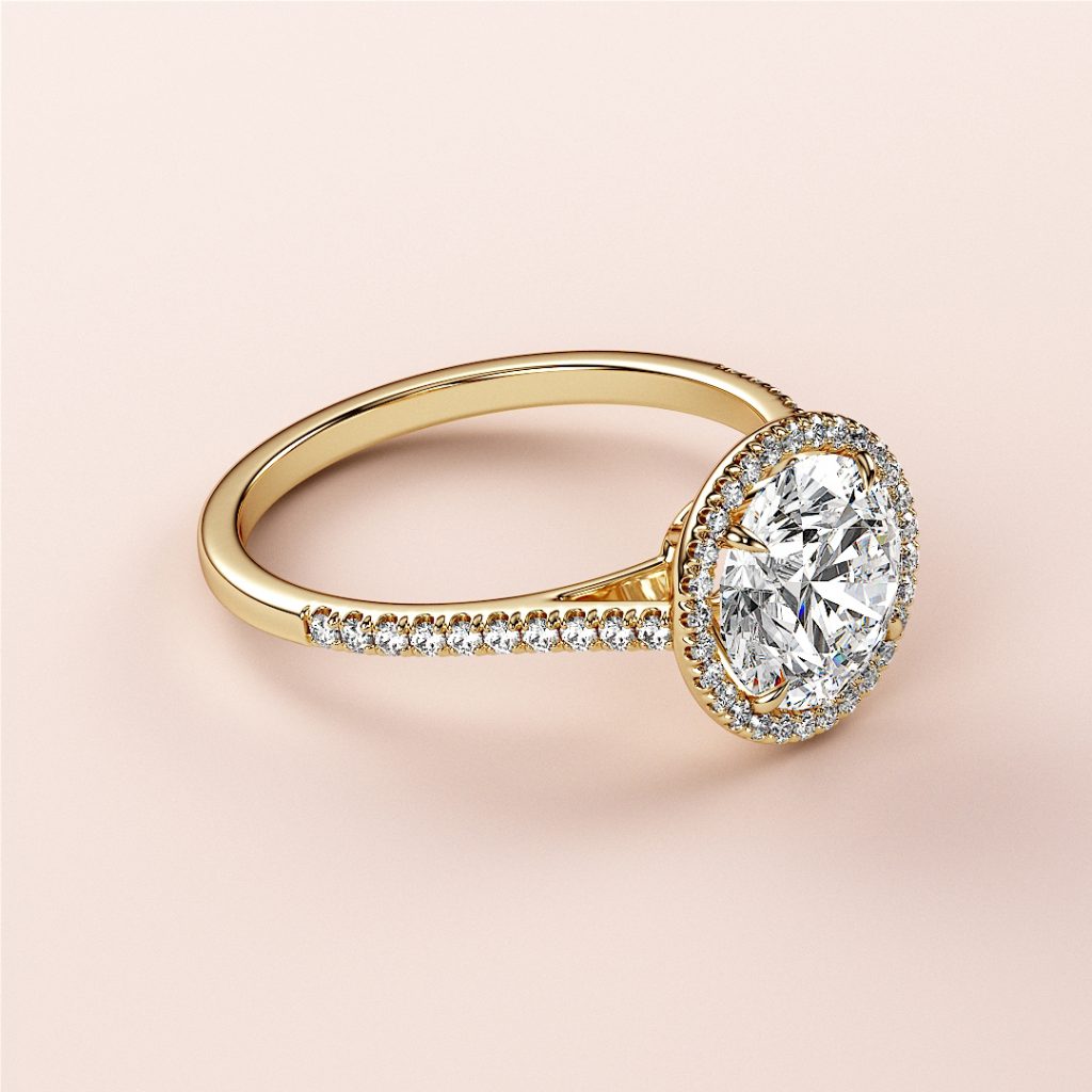 Amaris classic halo round-cut with side stones | ILANIS